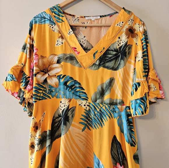 Label Of Love Tropical Floral Print Casual Short Sleeve Mini Dress Size Medium - Picture 4 of 13